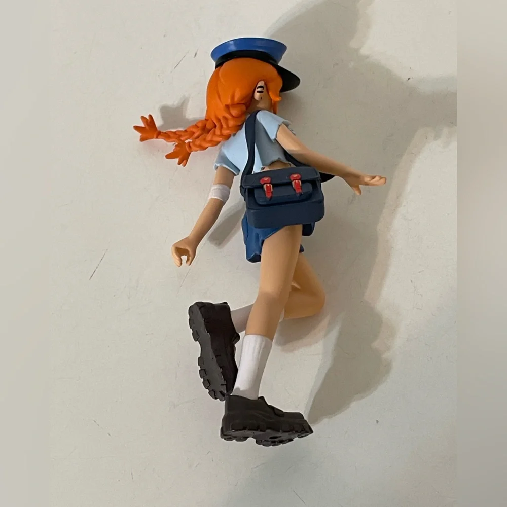 Pop Mart Peach Riot Rush House Mail Delivery Girl